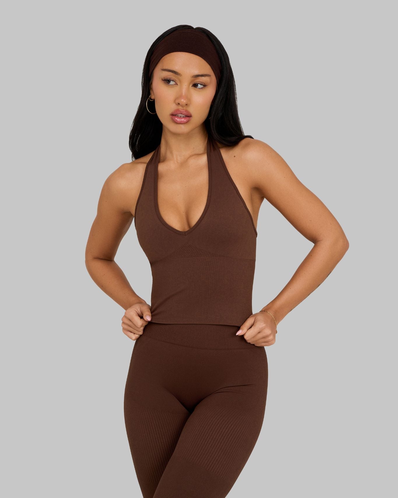 Débardeur Sculptant Sans Coutures à Licou Elevate™ | Marron Bourbon