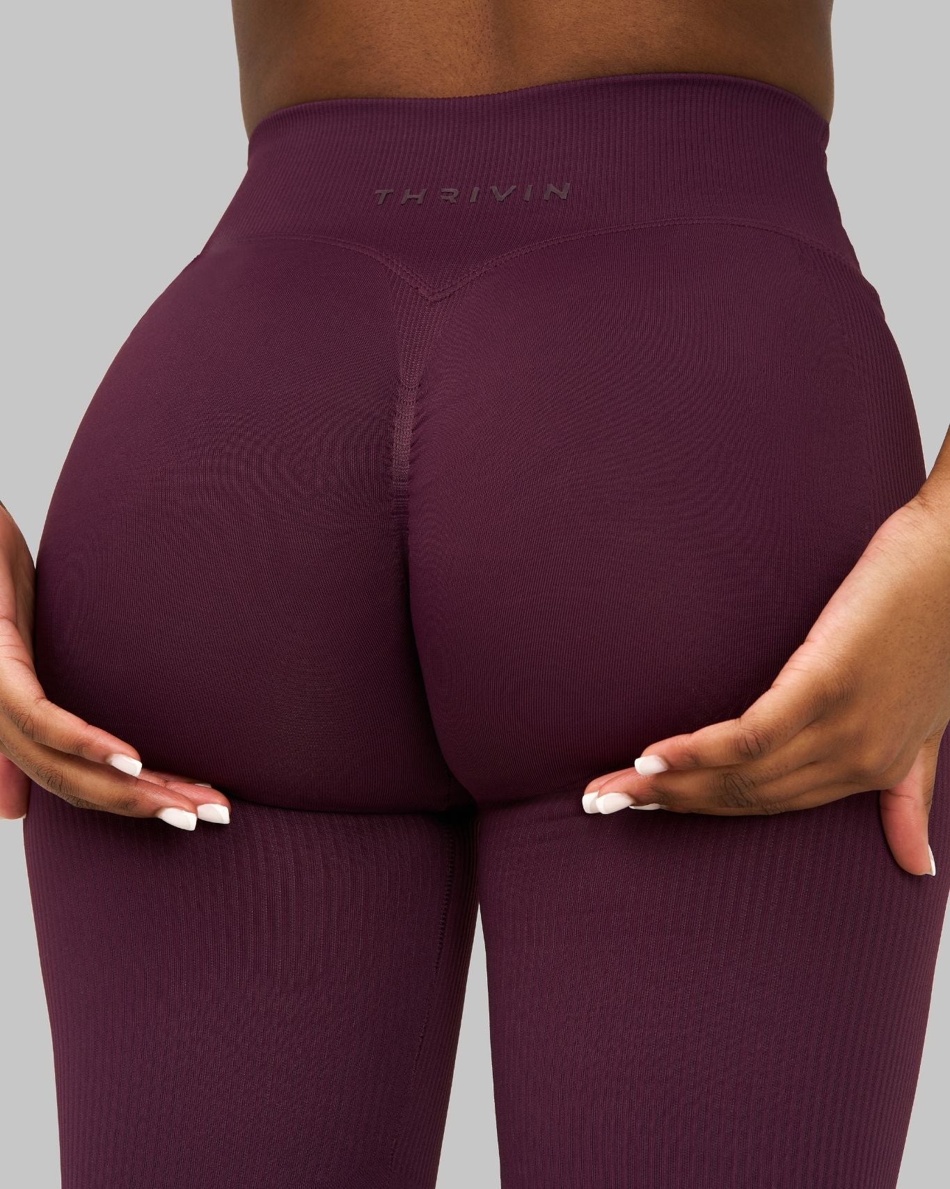 Flare froncé à taille mi-haute en V Elevate™ Sculpting | Prune d'hiver