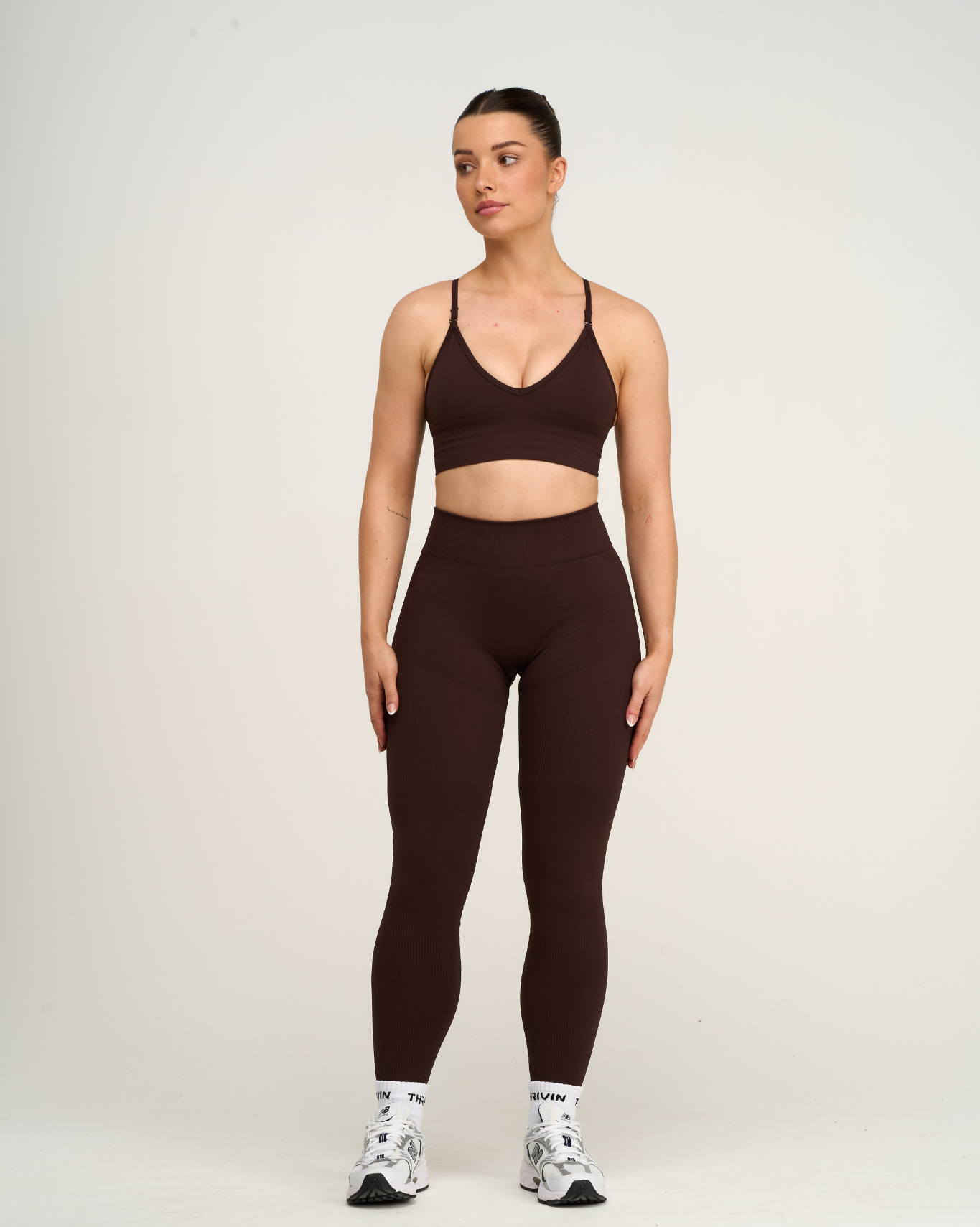 Soutien-gorge sans coutures sculptant multi-voies Elevate™ | Café