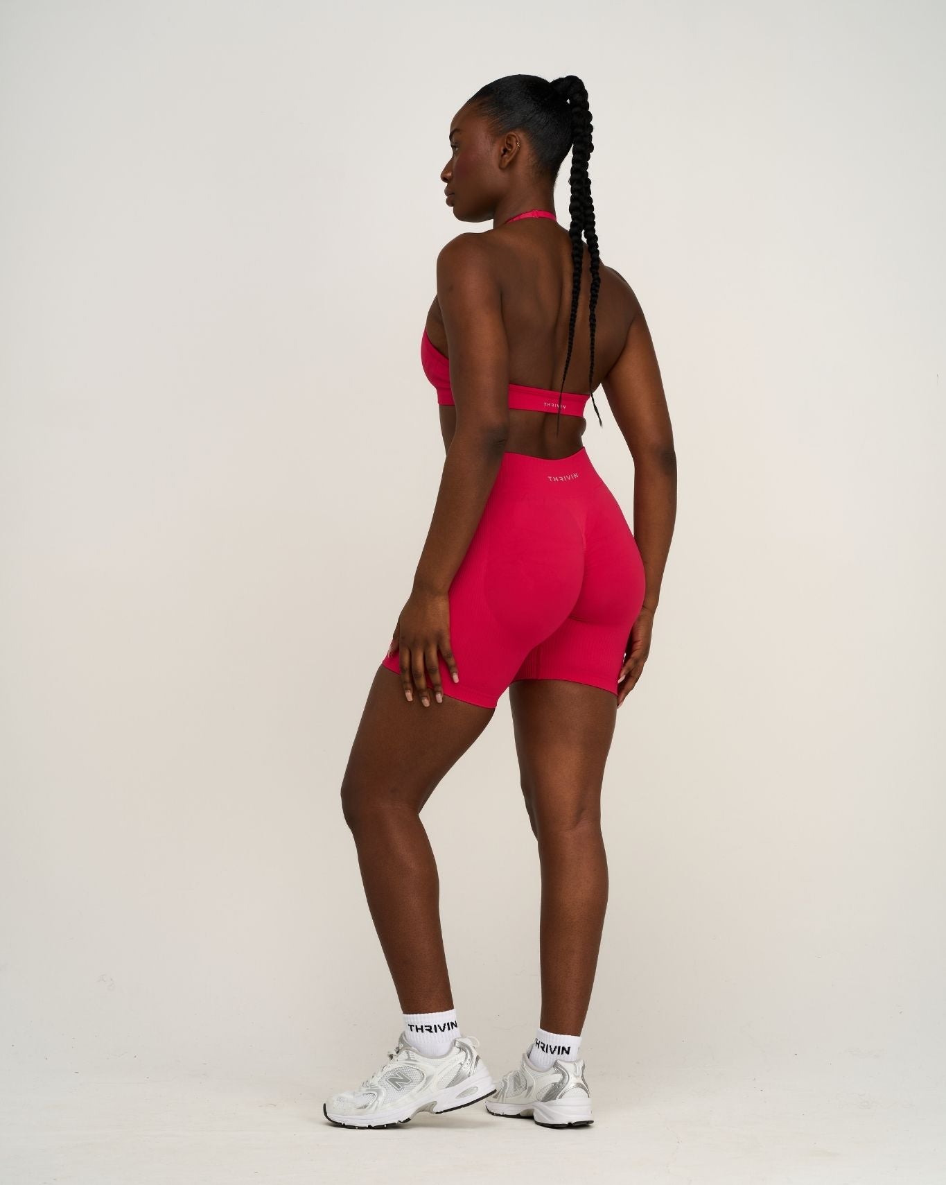 Soutien-gorge dos nu ajustable sans coutures sculptant Elevate™ | Fraise