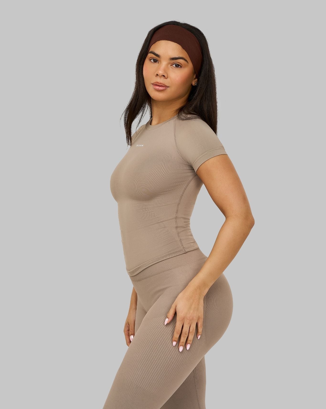 T-shirt de compression Elevate™ | Latte