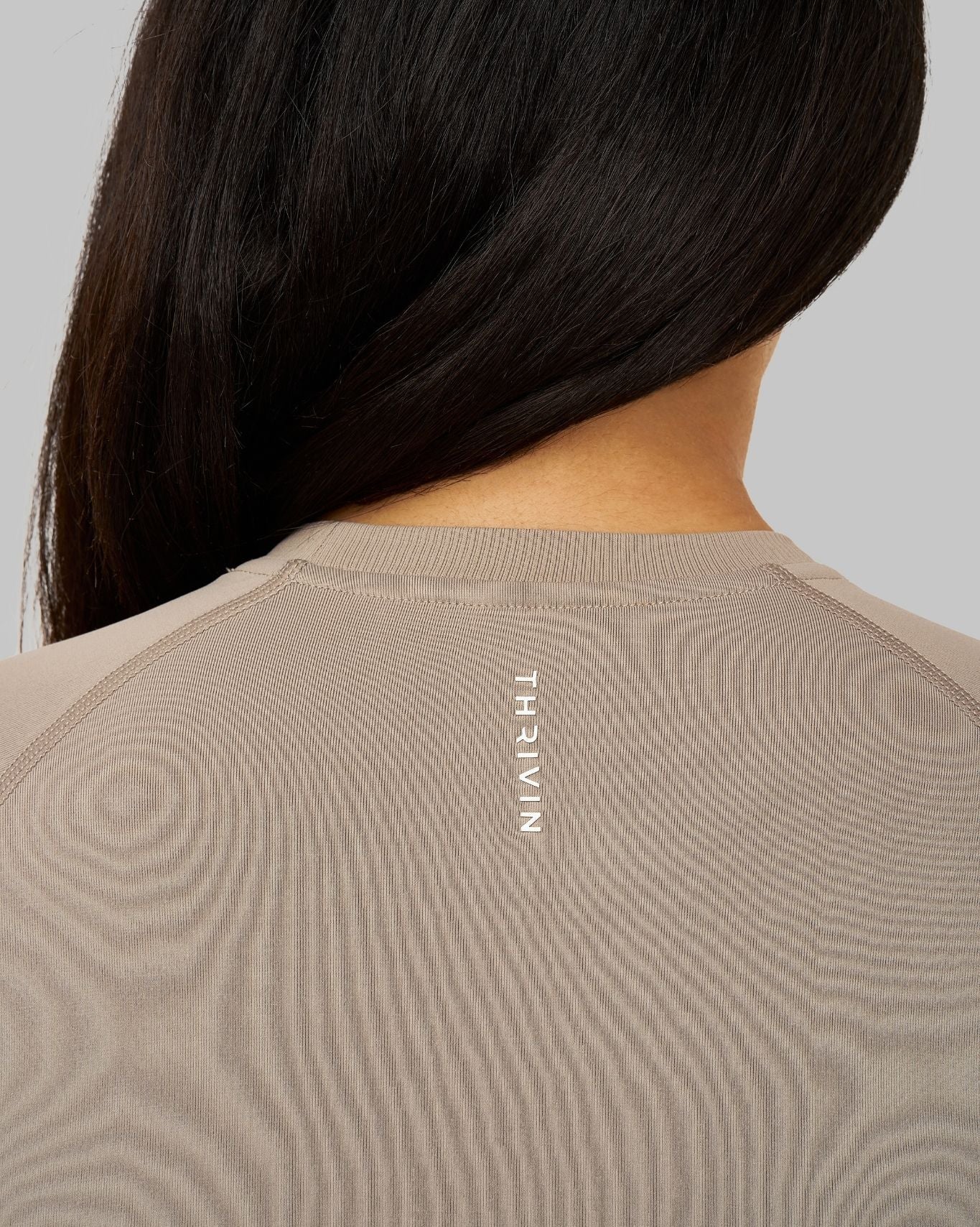 T-shirt de compression Elevate™ | Latte