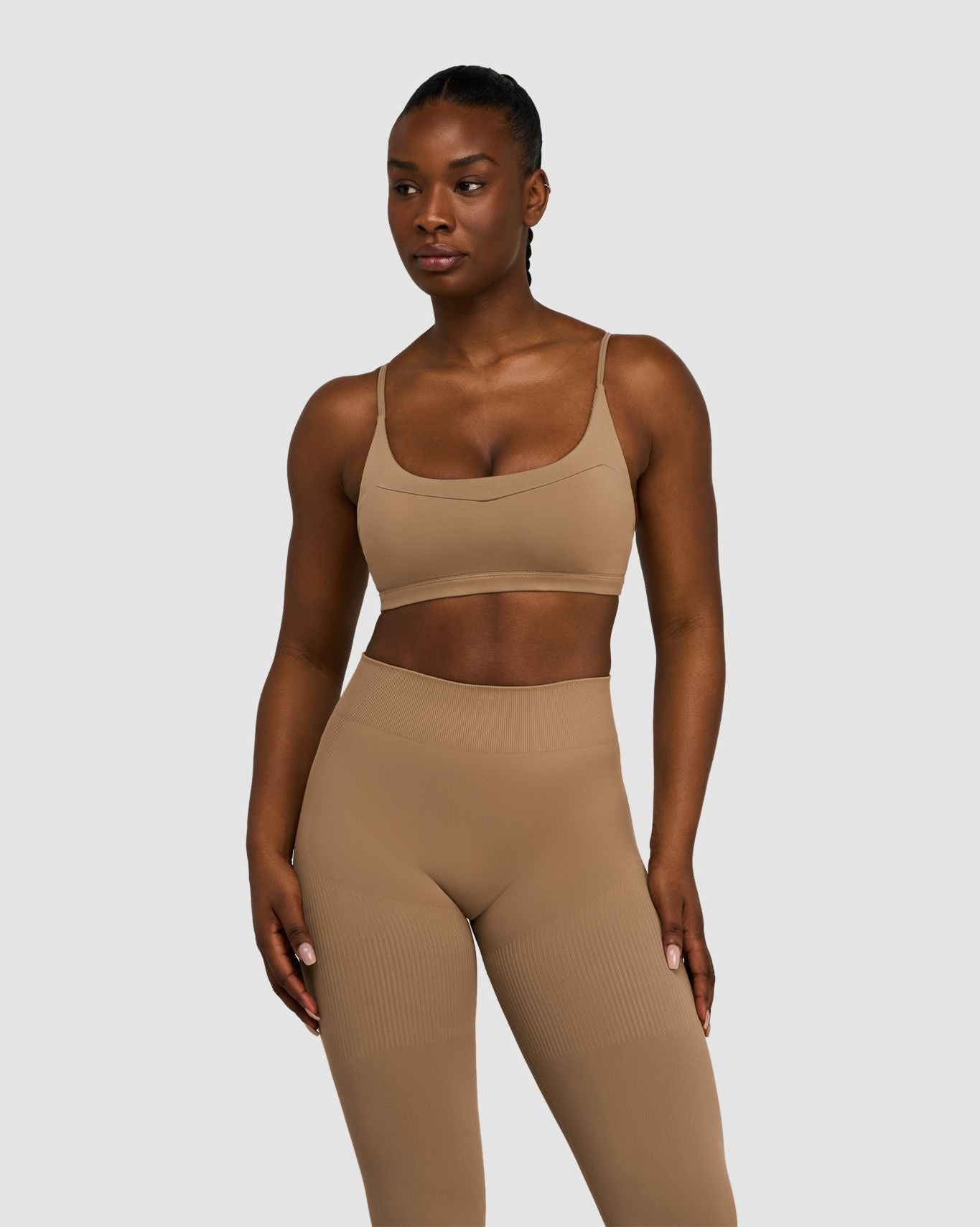 Soutien-gorge sans couture sculptant à encolure dégagée Elevate™ | Toffee