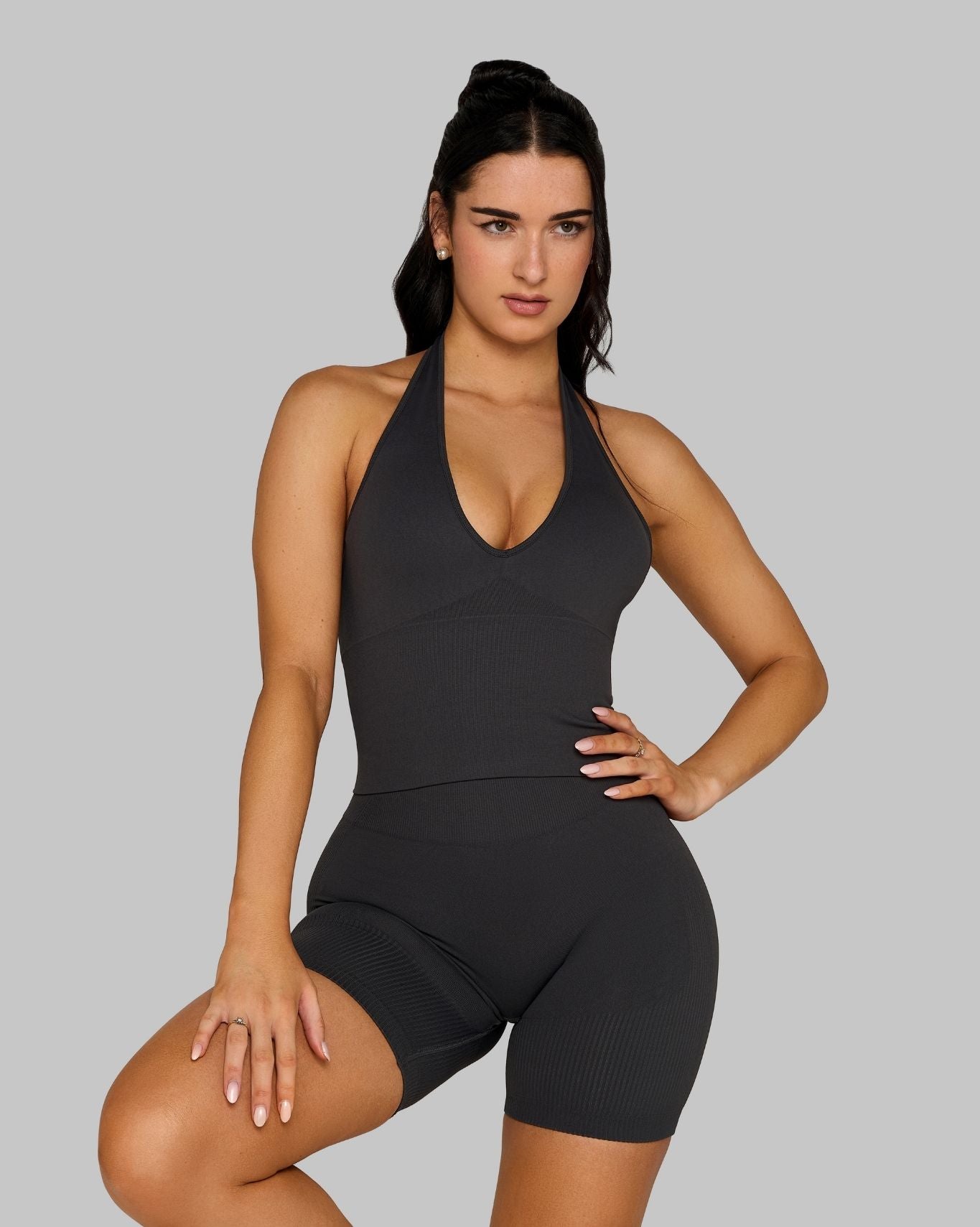Elevate™ Sculpting Seamless Halterneck Top | Charcoal Grey