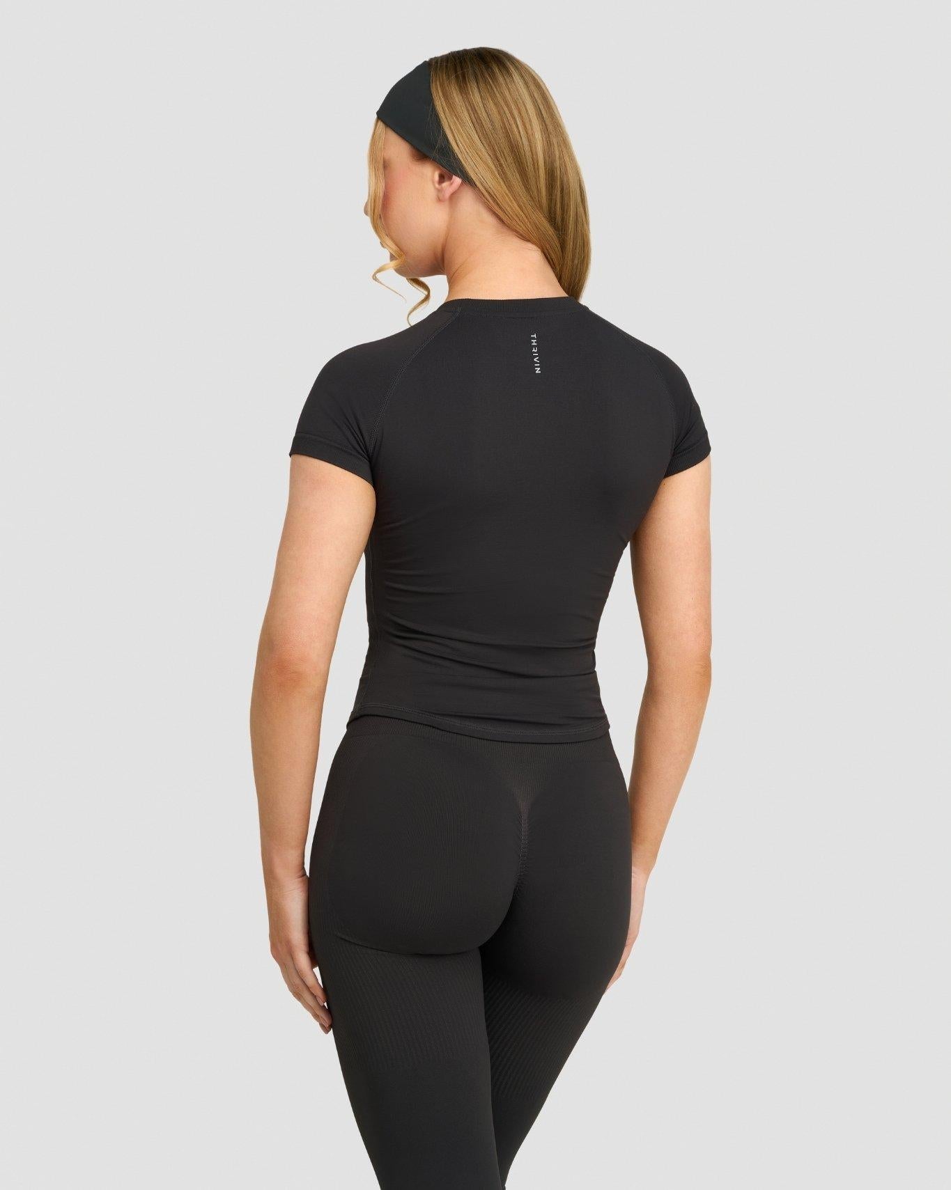 T-shirt de compression Elevate™ | Gris anthracite
