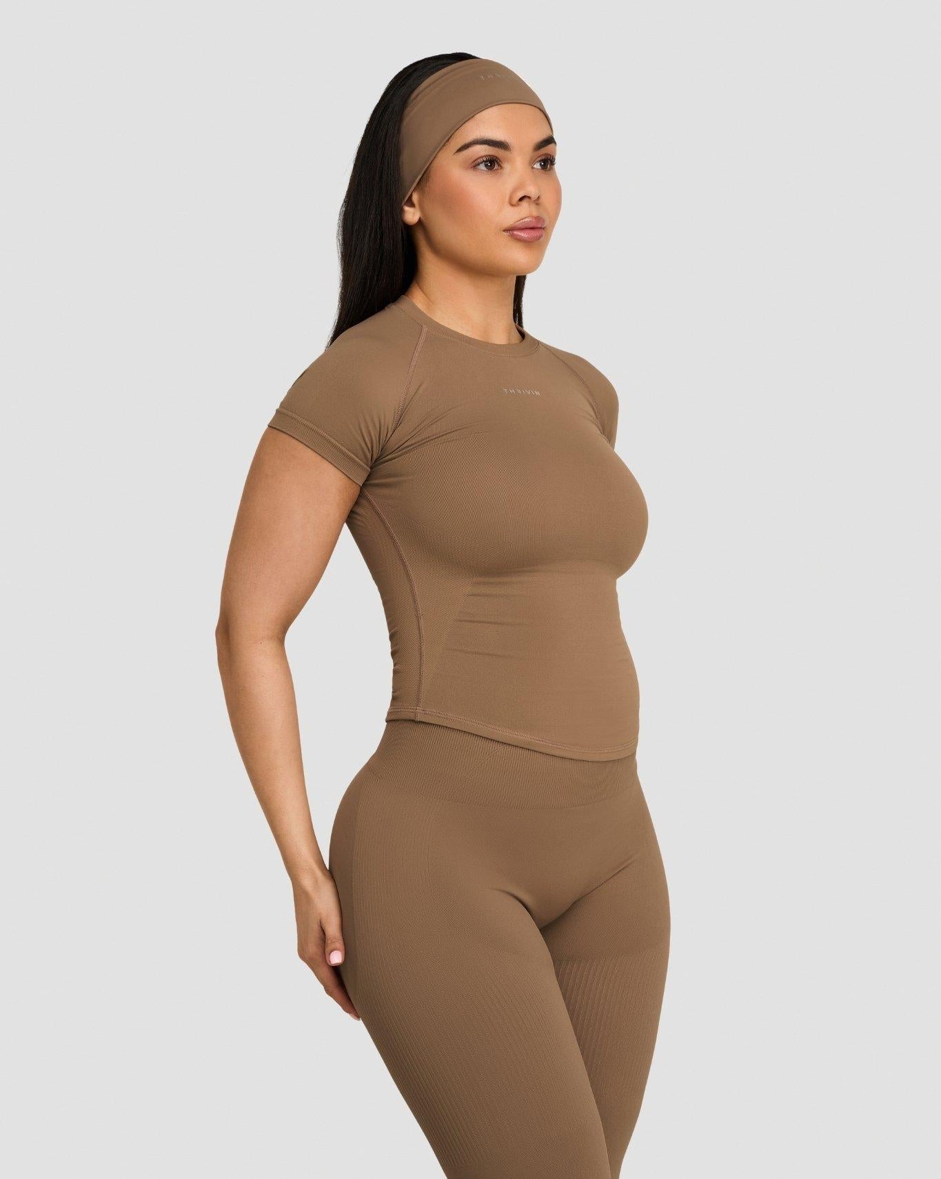 T-shirt de compression Elevate™ | Caramel