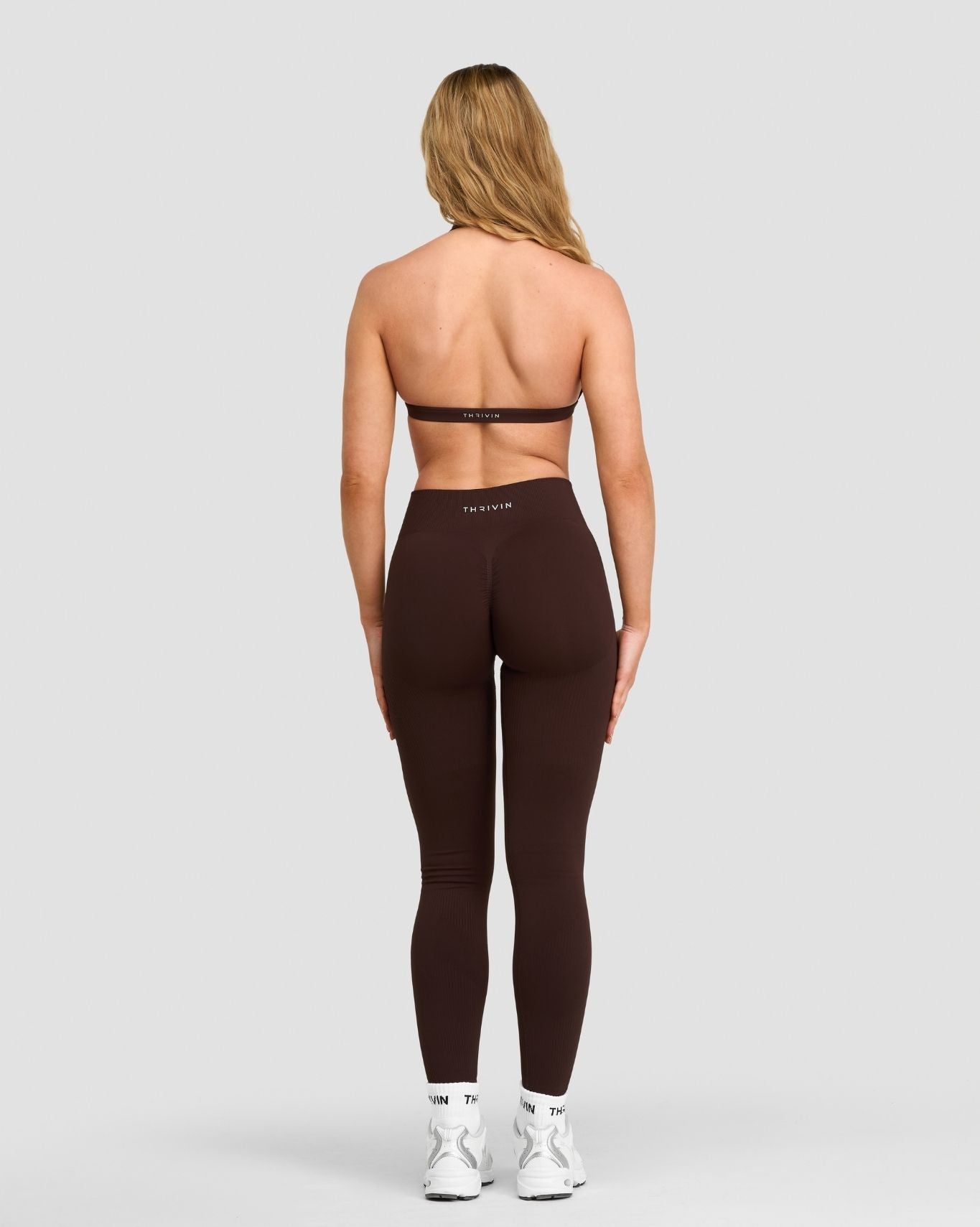 Soutien-gorge dos nu en V sans coutures galbant Elevate™ | Café