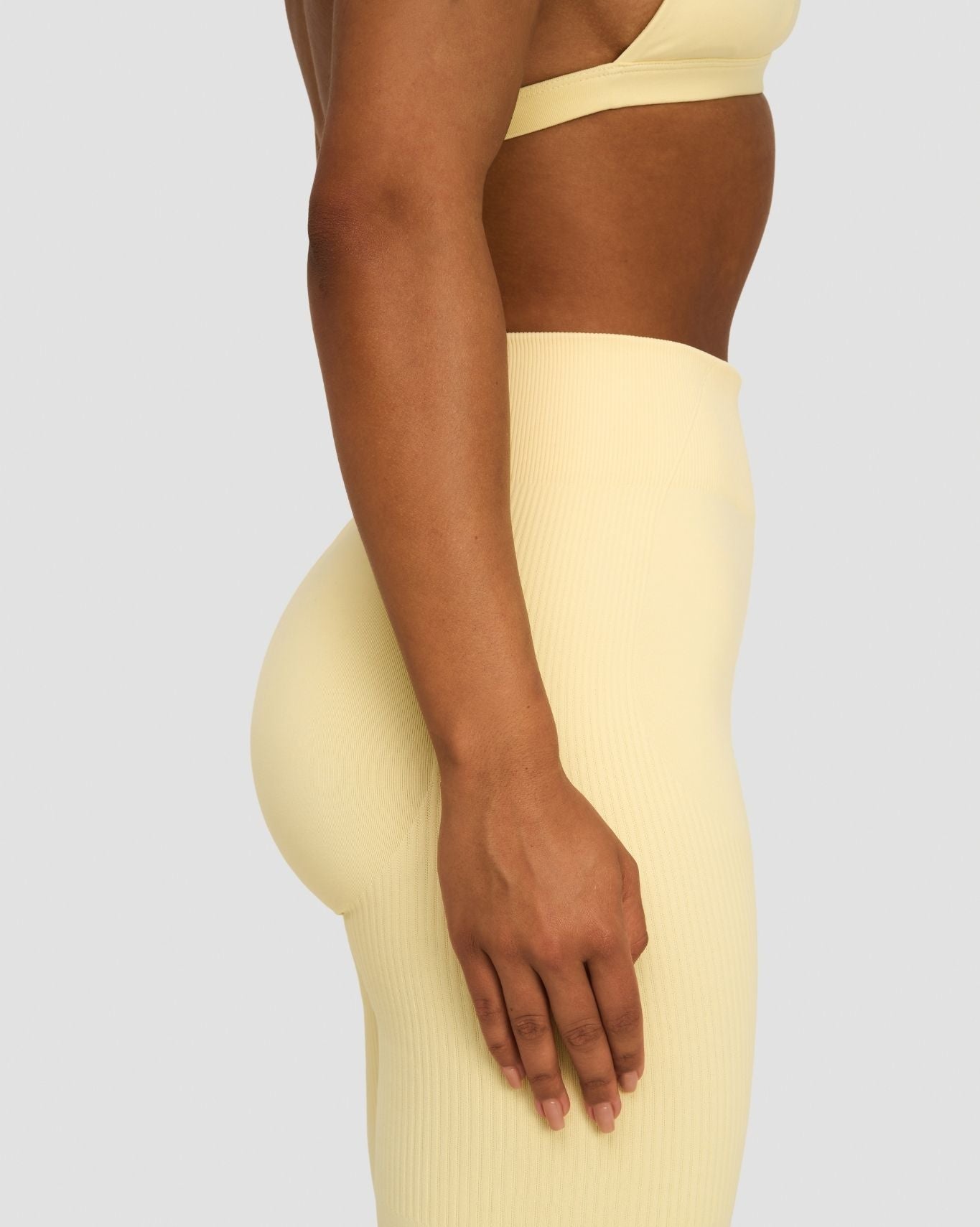 Legging Sculptant Taille Mi-Haute Elevate™ | Golden Butter