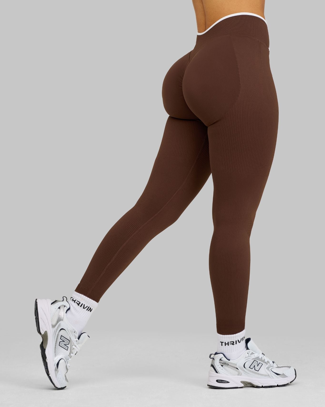 Legging galbant taille en V | Marron Bourbon