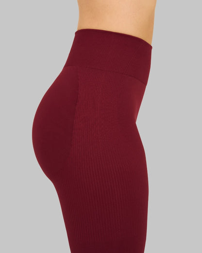 Legging galbant taille haute Elevate™ Scrunch | Rouge Bordeau