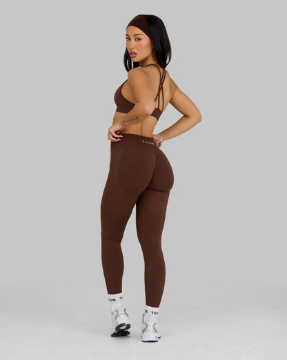 Legging sculptant taille mi-haute Elevate™ Scrunch | Brun Bourbon