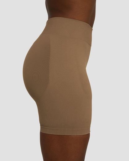 Elevate™ Sculpting Mid Waist Scrunch Shorts | Toffee