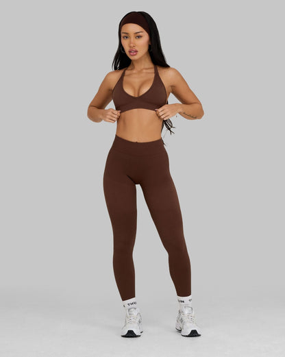 Legging sculptant taille mi-haute Elevate™ Scrunch | Brun Bourbon