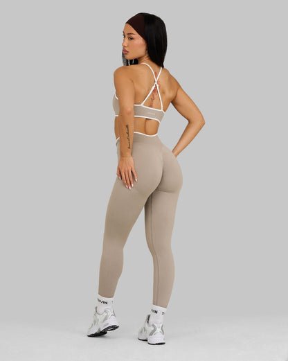 Outline V-Waist Leggings | Latte