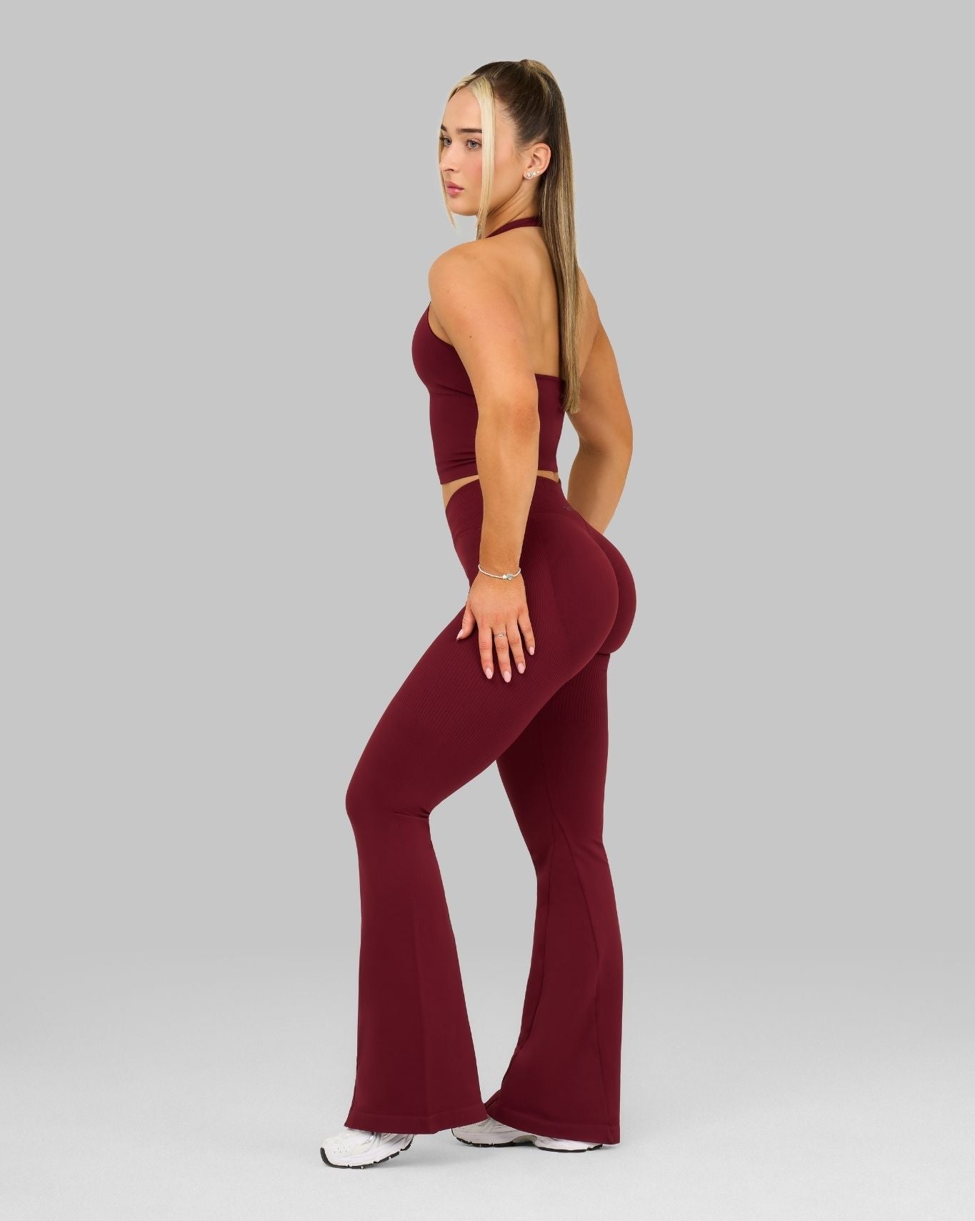 Legging Évasé Sculptant Taille V Elevate™ Froncé | Rouge Bordeaux