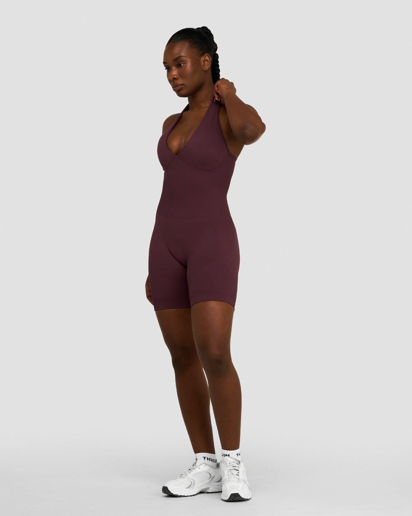 Combinaison une pièce sculptante Elevate™ à encolure dos nu | Mauve Foncé