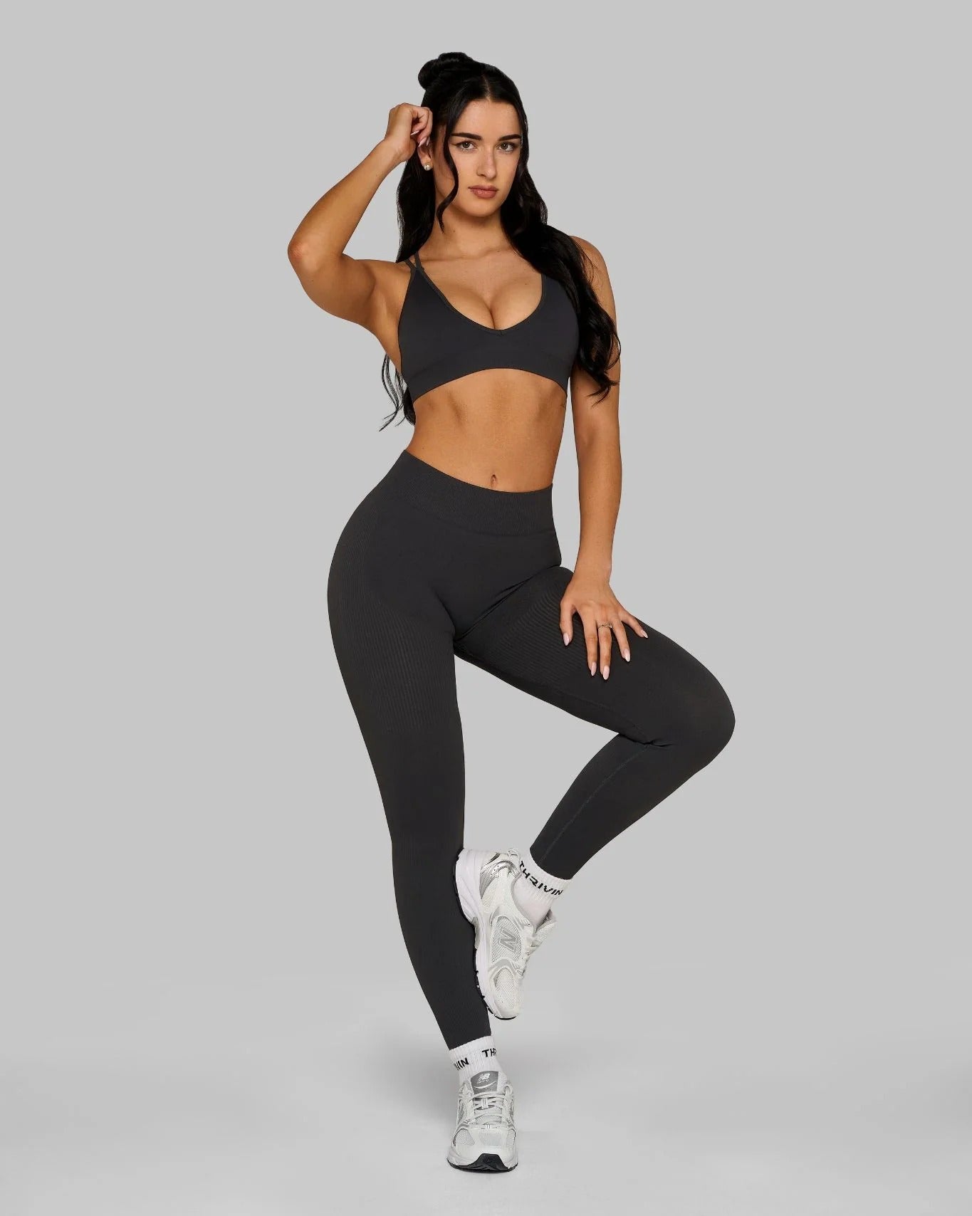 Shaply | Elevate™ Sculpting Mid Waist Scrunch Leggings